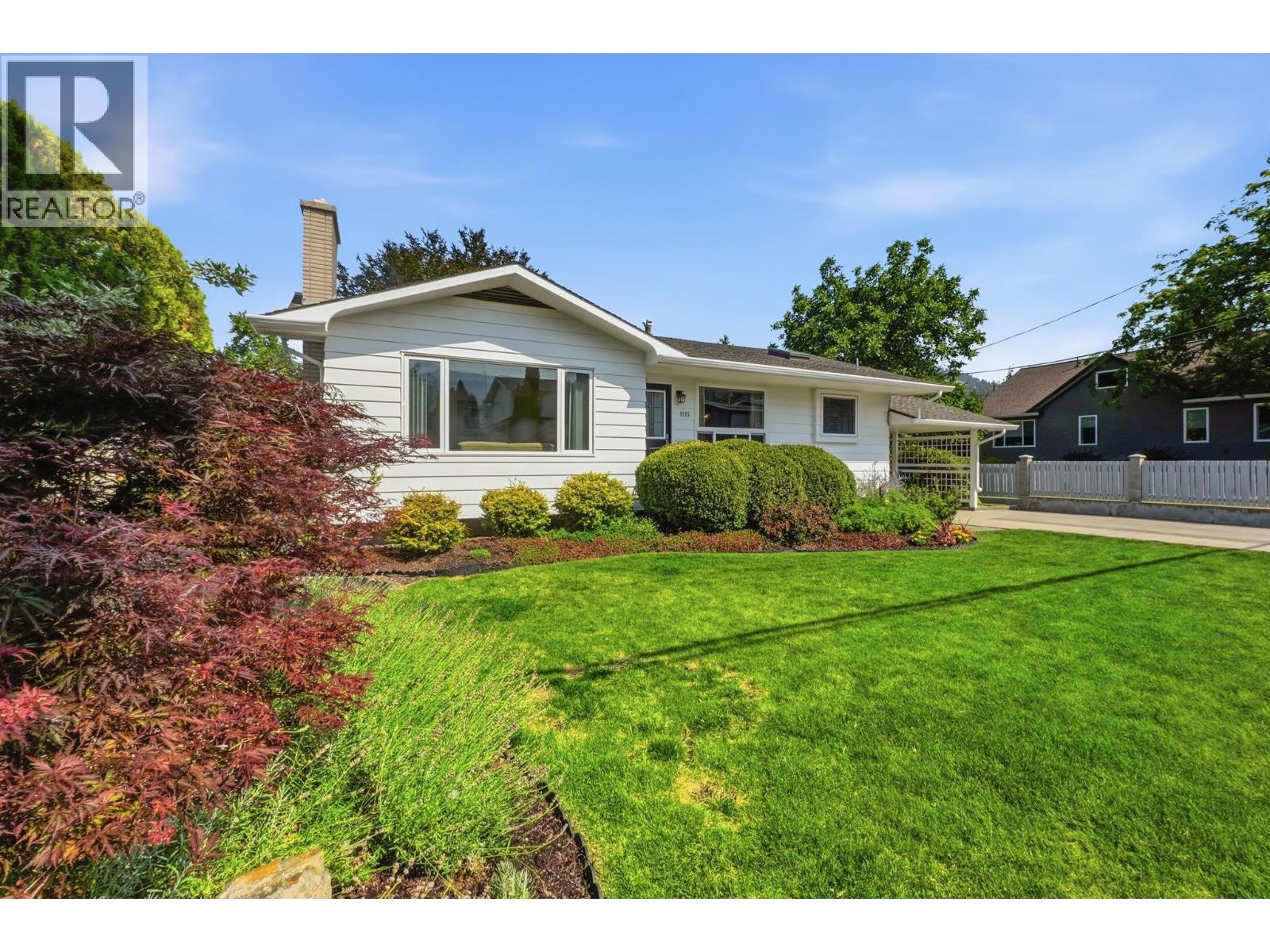 1555 Duncan Avenue E, Penticton, British Columbia  V2A 2X7 - Photo 3 - 10396247