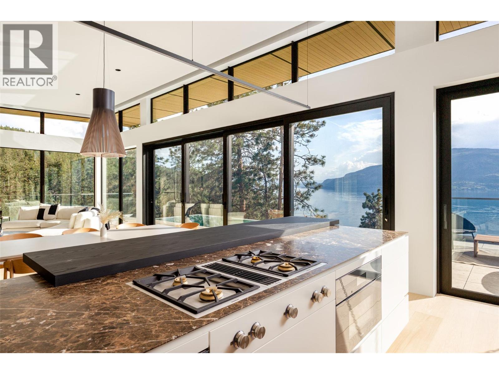 7650 Finch Road, Lake Country, British Columbia  V4V 1M9 - Photo 26 - 10387080