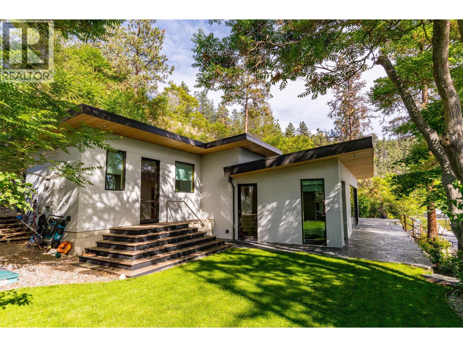 7650 Finch Road, Lake Country, British Columbia  V4V 1M9 - Photo 68 - 10387080