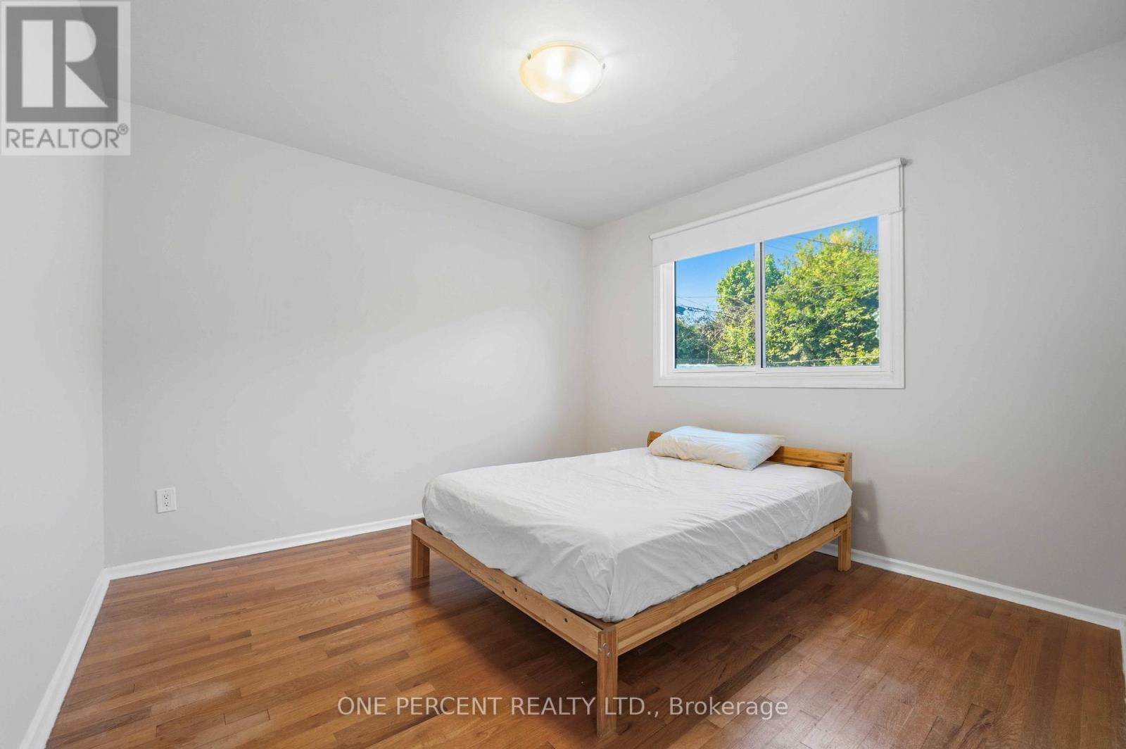 Unit A And Unit B - 933 Kincaid Court, Ottawa, Ontario  K1V 6N7 - Photo 12 - X13600974