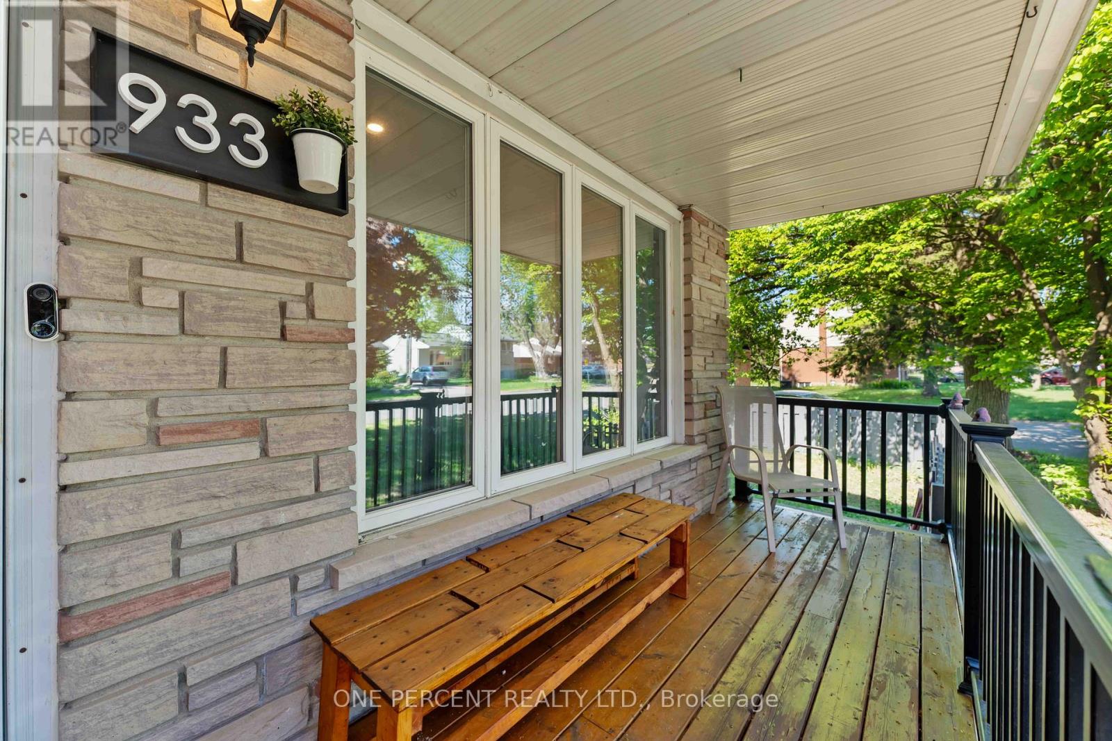 Unit A And Unit B - 933 Kincaid Court, Ottawa, Ontario  K1V 6N7 - Photo 2 - X13600974