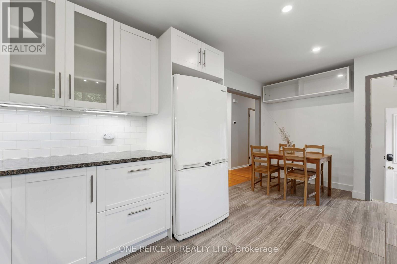 Unit A And Unit B - 933 Kincaid Court, Ottawa, Ontario  K1V 6N7 - Photo 8 - X13600974