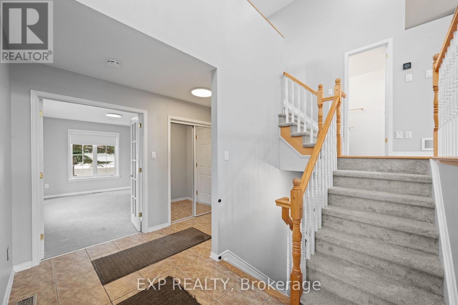 2 Maple Park Private, Ottawa, Ontario  K1T 4A6 - Photo 3 - X13629900