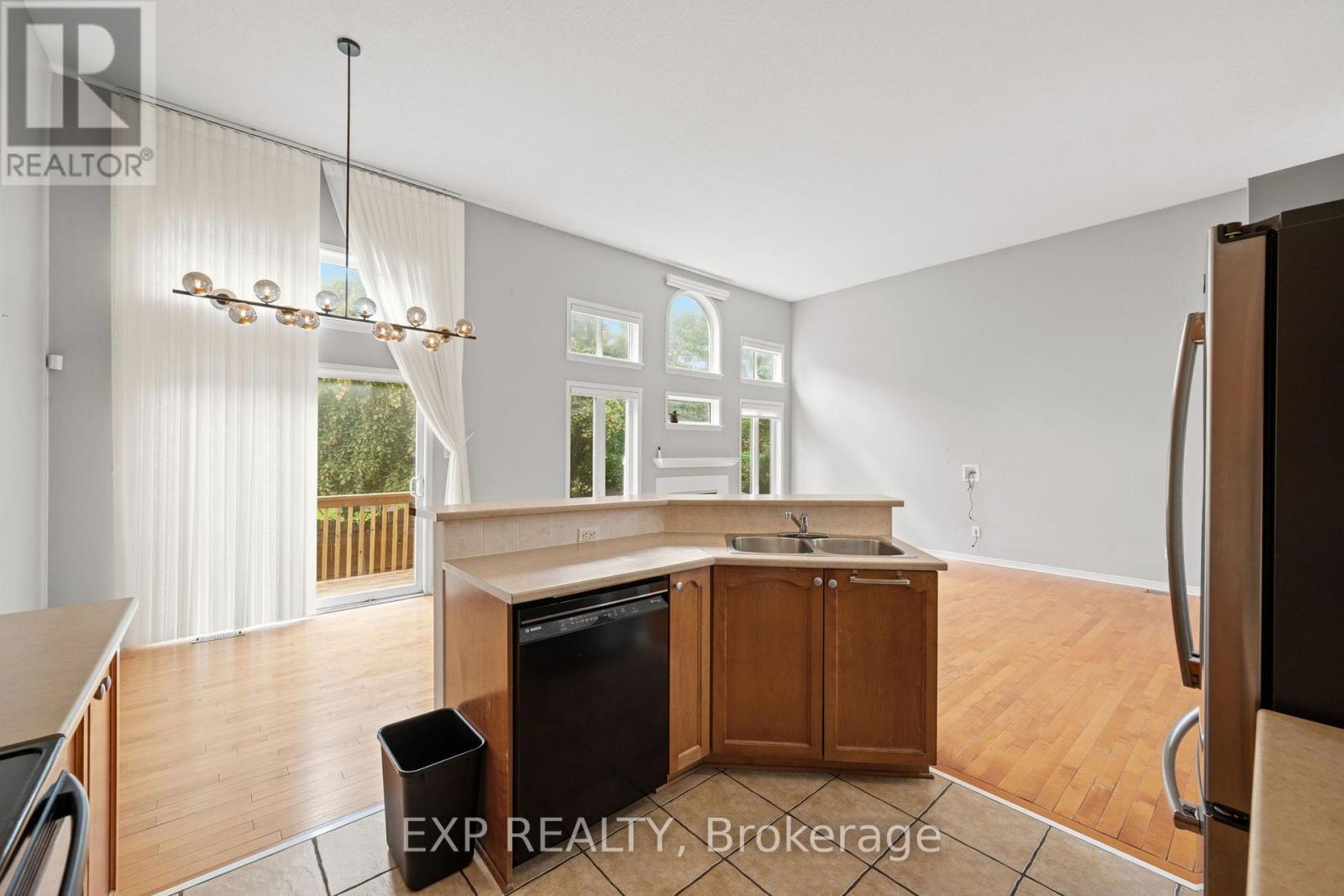 2 Maple Park Private, Ottawa, Ontario  K1T 4A6 - Photo 12 - X13629900