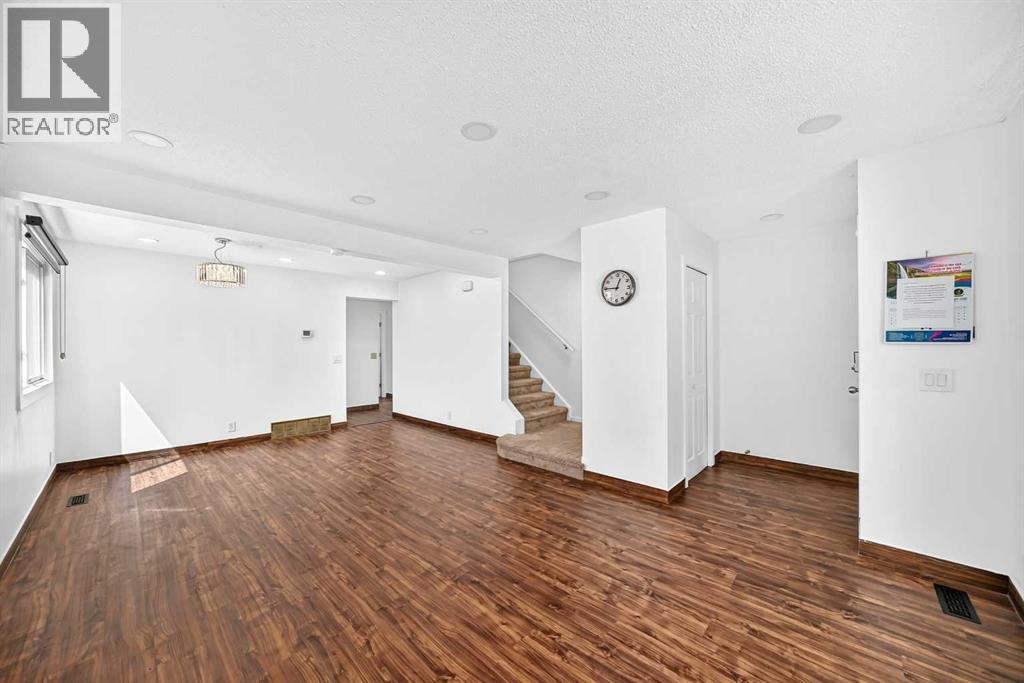 291 Falton Drive Ne, Calgary, Alberta  T3J 2W8 - Photo 4 - A2334604