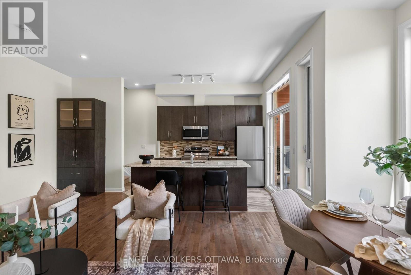 3652 Downpatrick Road, Ottawa, Ontario  K1V 8Y9 - Photo 11 - X13710580