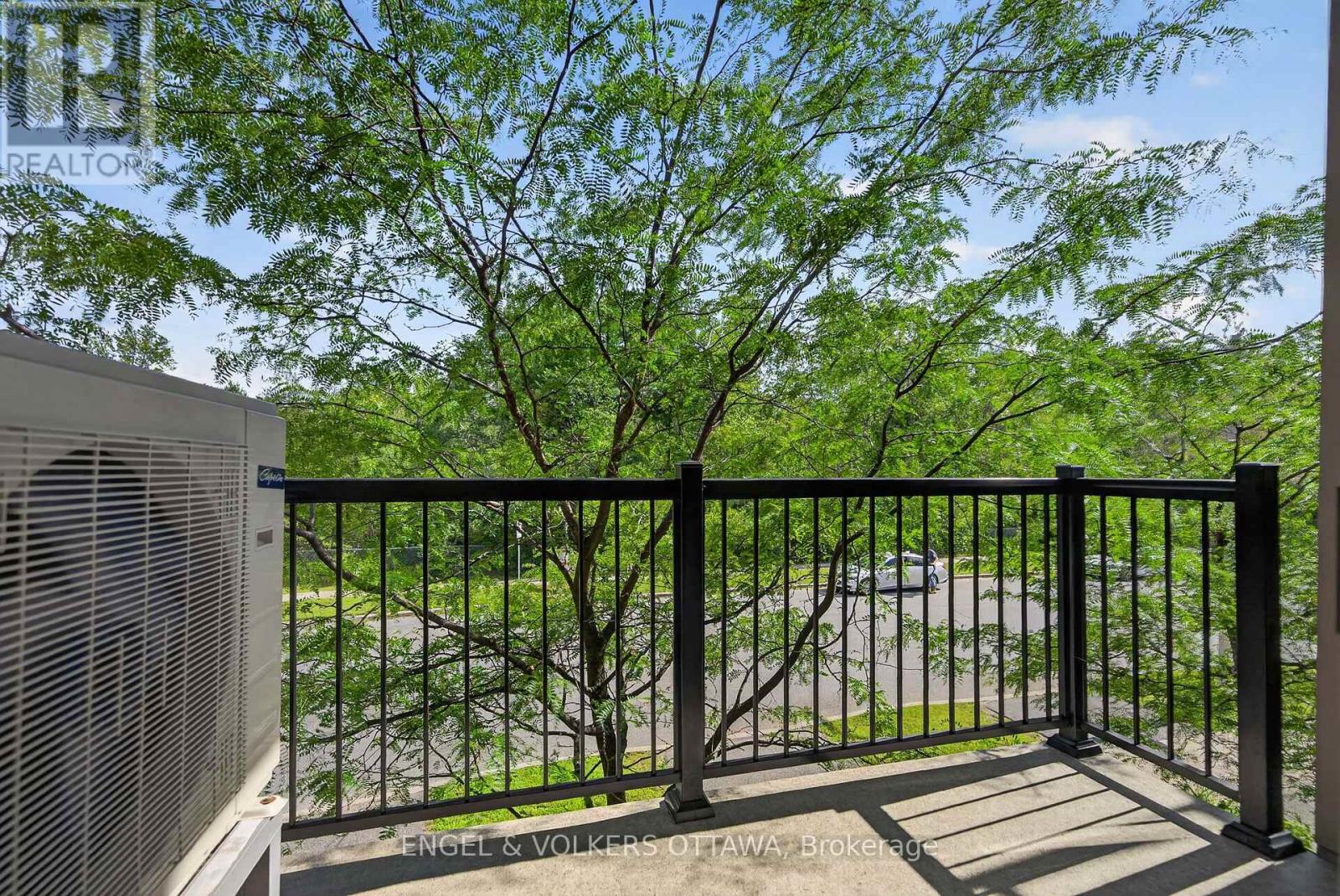 3652 Downpatrick Road, Ottawa, Ontario  K1V 8Y9 - Photo 16 - X13710580