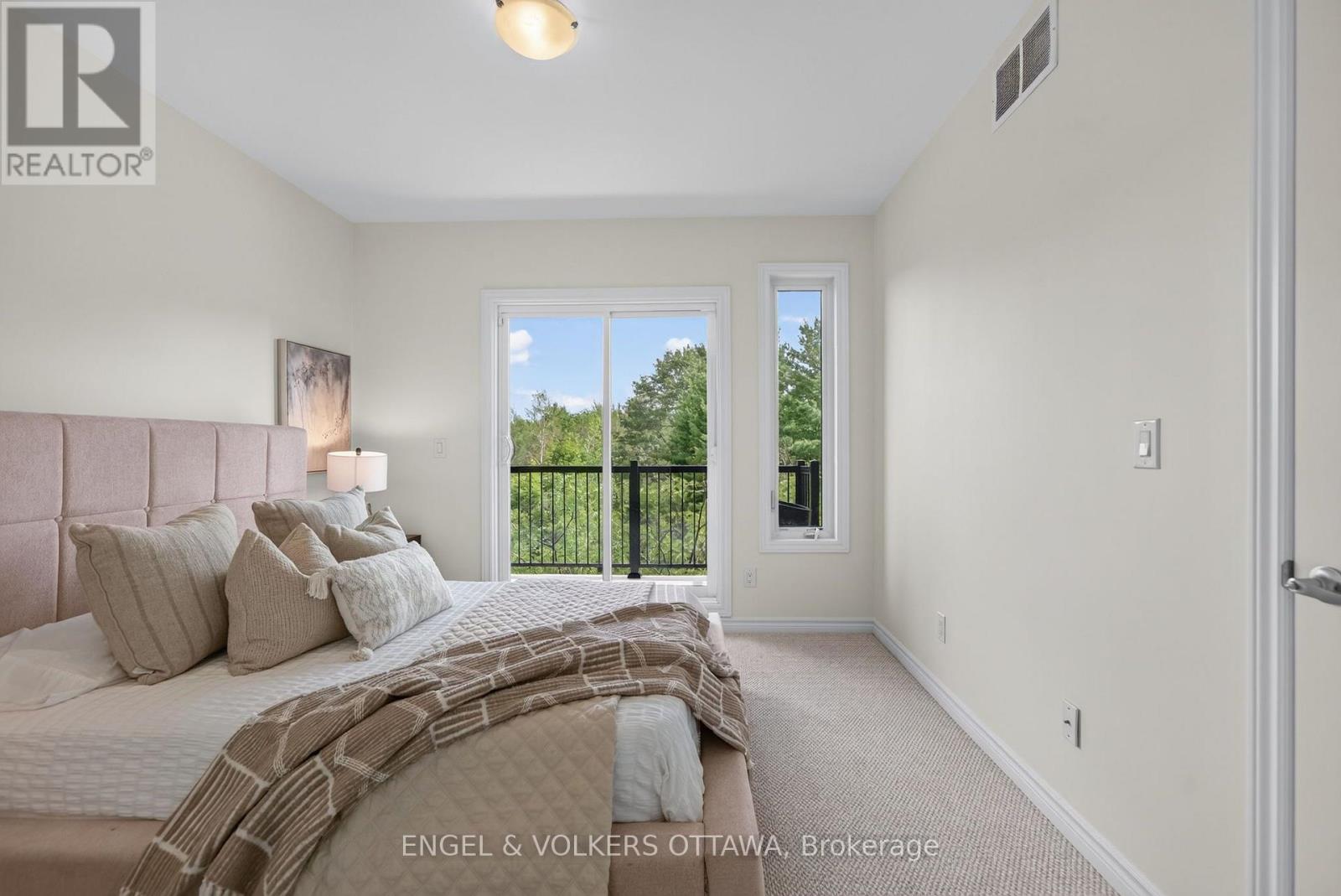 3652 Downpatrick Road, Ottawa, Ontario  K1V 8Y9 - Photo 23 - X13710580
