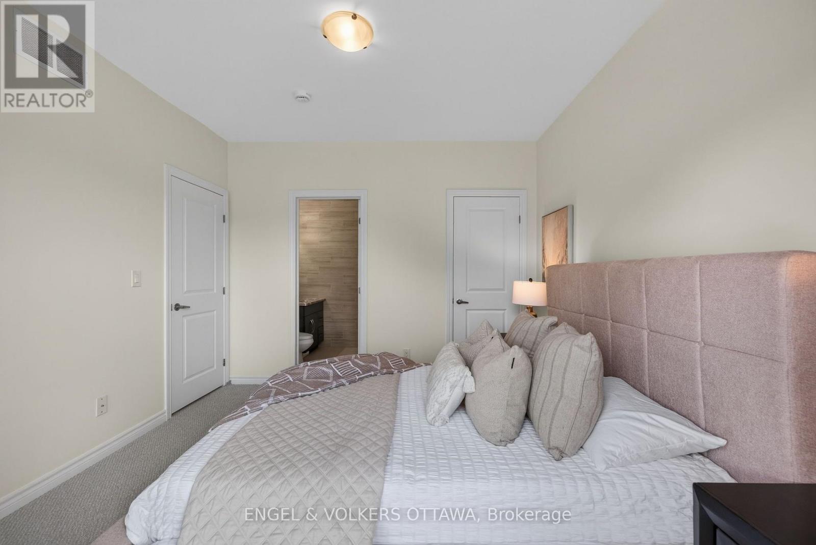 3652 Downpatrick Road, Ottawa, Ontario  K1V 8Y9 - Photo 25 - X13710580