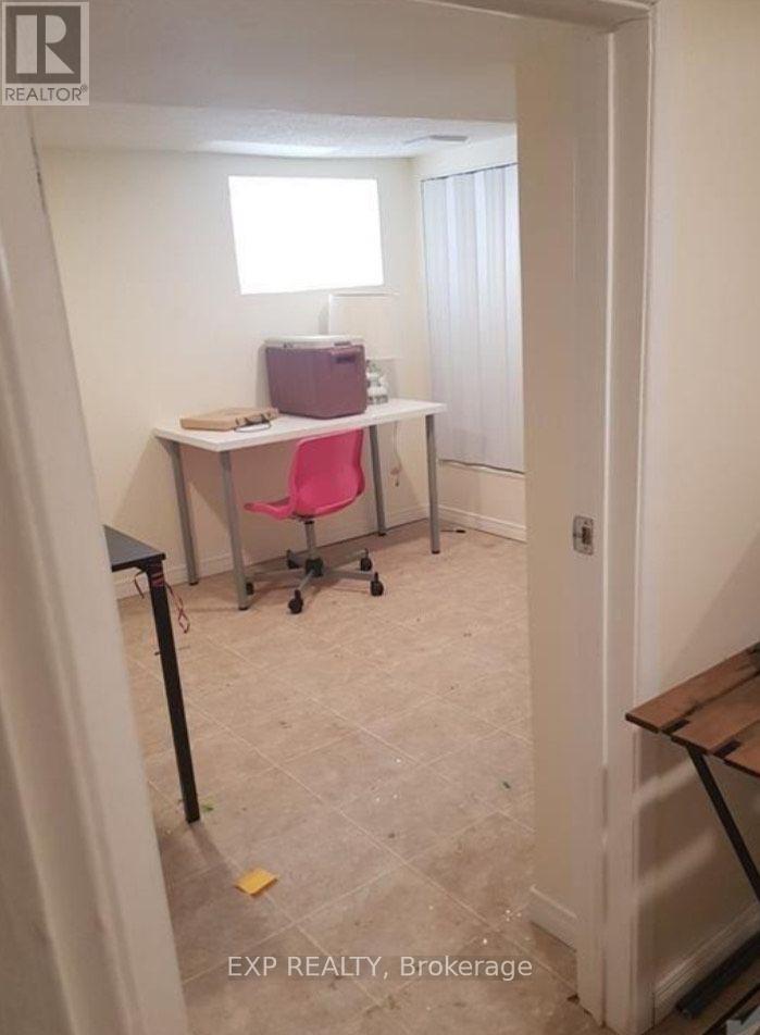 Unit 1 - 268 Flora Street, Ottawa, Ontario  K1R 5R9 - Photo 9 - X13710618