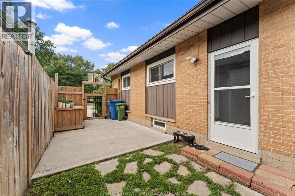 1714 Sun Valley Drive, Windsor, Ontario  N9C 3R2 - Photo 29 - 26020706