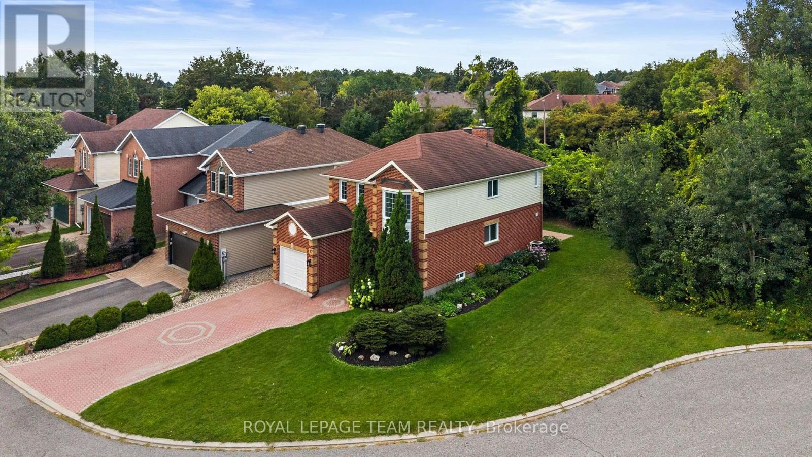 77 Sherring Court, Ottawa, Ontario  K2K 2T1 - Photo 1 - X13710532