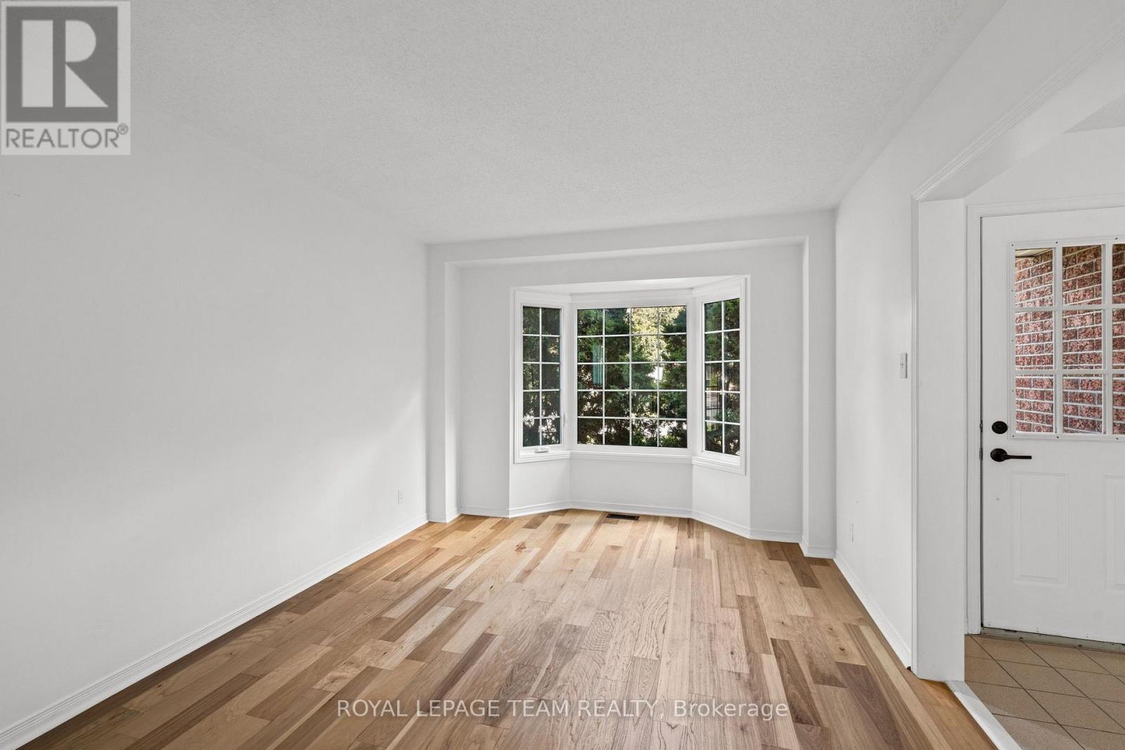77 Sherring Court, Ottawa, Ontario  K2K 2T1 - Photo 11 - X13710532