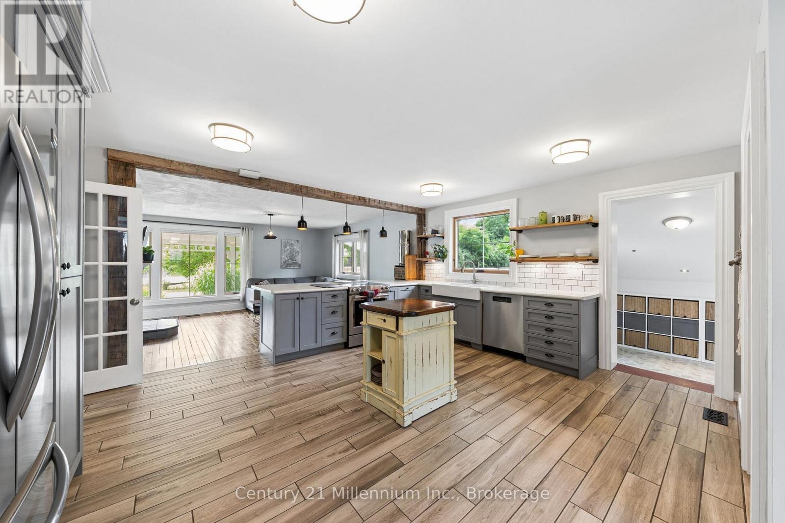 262 Batteaux Road, Clearview (Batteaux), Ontario  L9Y 3Z1 - Photo 7 - S13710626