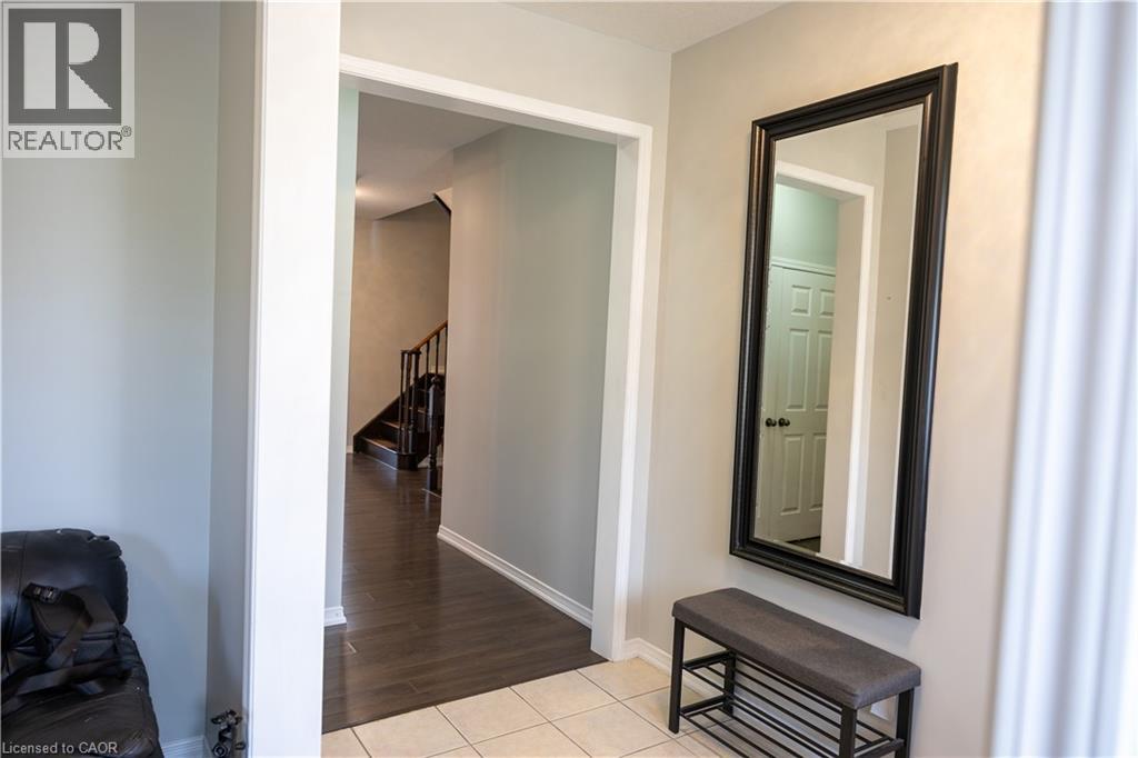 20 Gillespie Drive, Brantford, Ontario  N3T 0J7 - Photo 4 - 40857924
