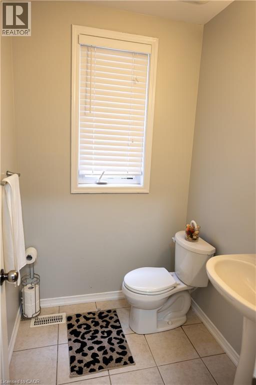 20 Gillespie Drive, Brantford, Ontario  N3T 0J7 - Photo 5 - 40857924