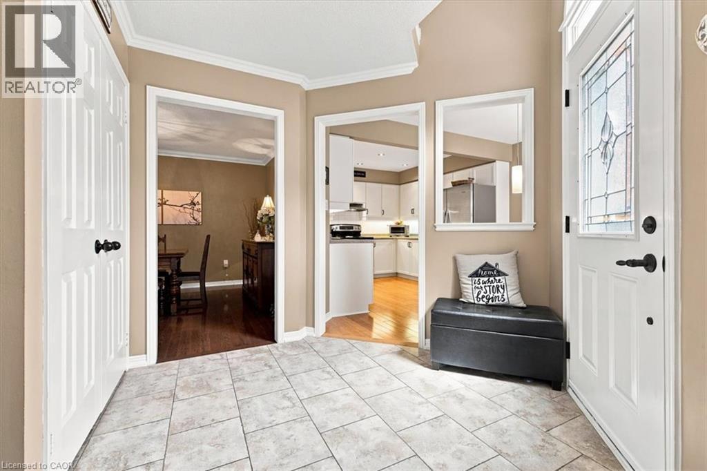 2145 Country Club Drive Unit# 7, Burlington, Ontario  L7M 4E1 - Photo 6 - 40857854