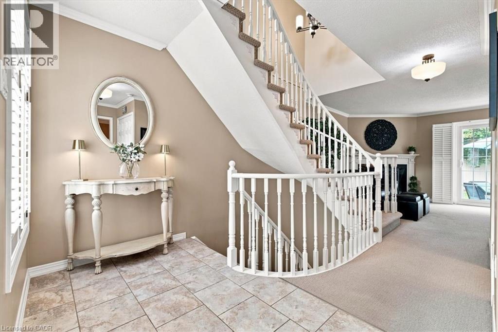 2145 Country Club Drive Unit# 7, Burlington, Ontario  L7M 4E1 - Photo 7 - 40857854