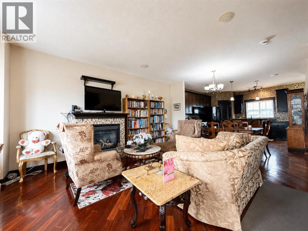 288 Rainbow Falls Drive, Chestermere, Alberta  T1X 0E4 - Photo 7 - A2310075