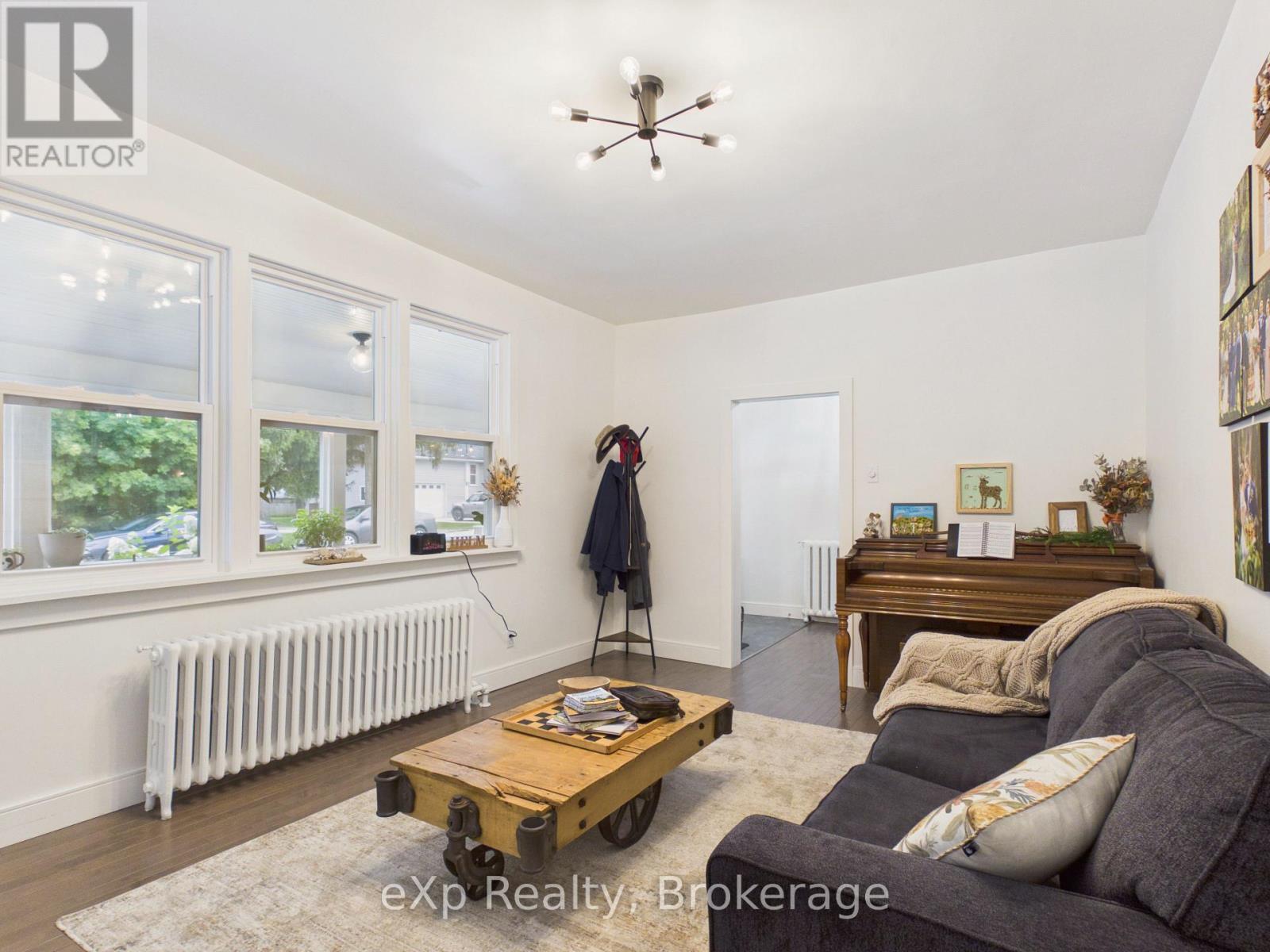 109 Colborne Street S, Brockton, Ontario  N0G 2V0 - Photo 11 - X13710634