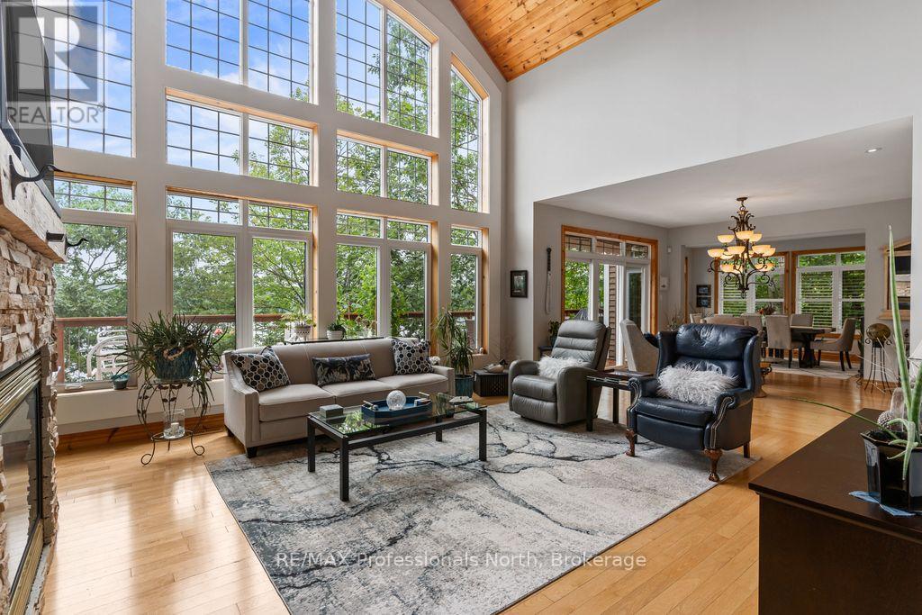 1041 Kingfisher Lane, Minden Hills, Ontario  K0M 2K0 - Photo 4 - X13710642