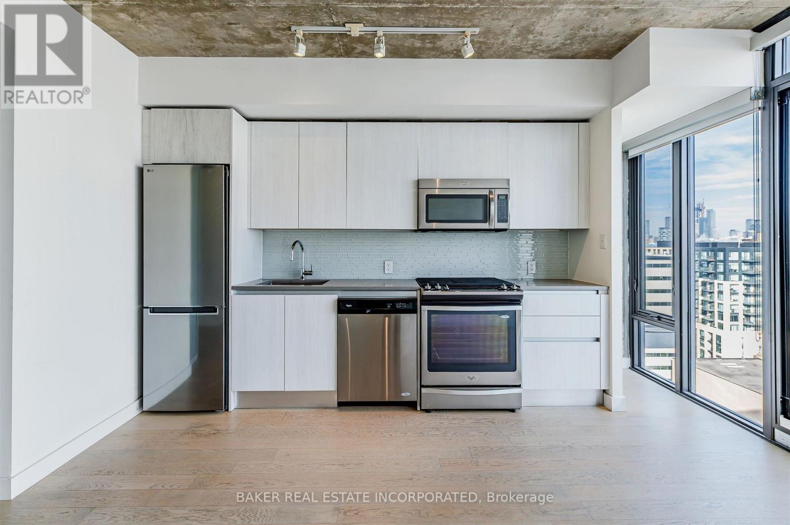 1610 - 111 Bathurst Street, Toronto, Ontario  M5V 0M9 - Photo 11 - C13710606