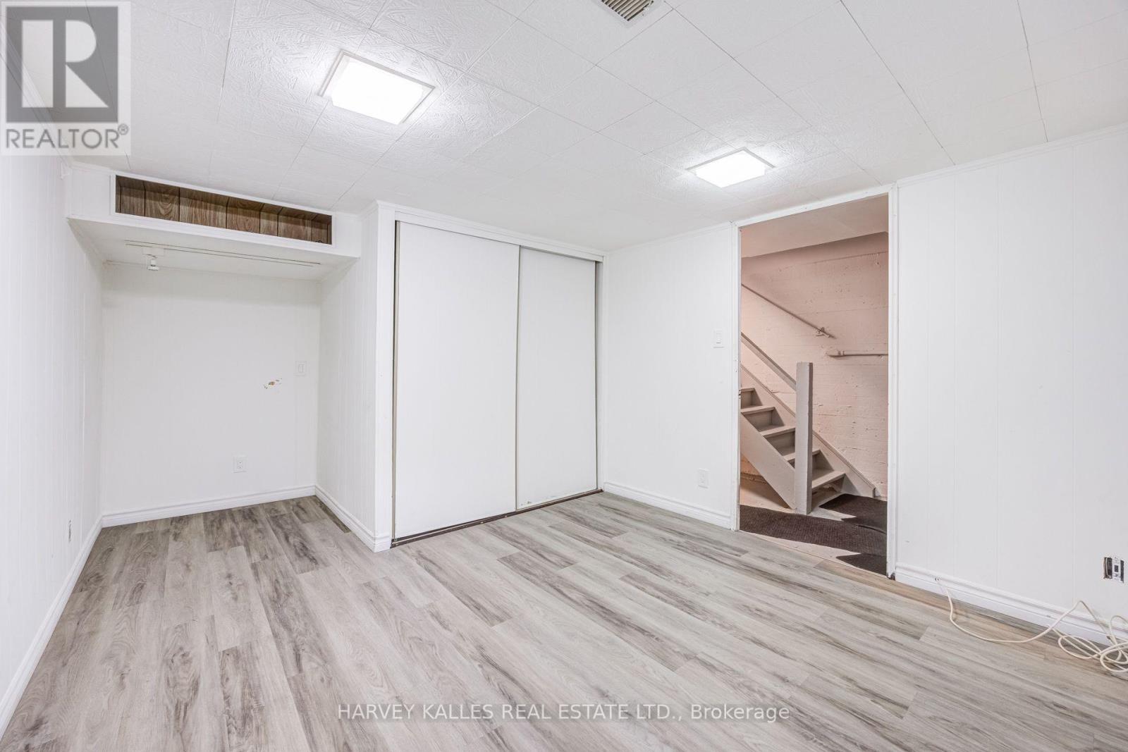 32 Oxton Avenue, Toronto, Ontario M5P 1L9 - Photo 19 - C13710660