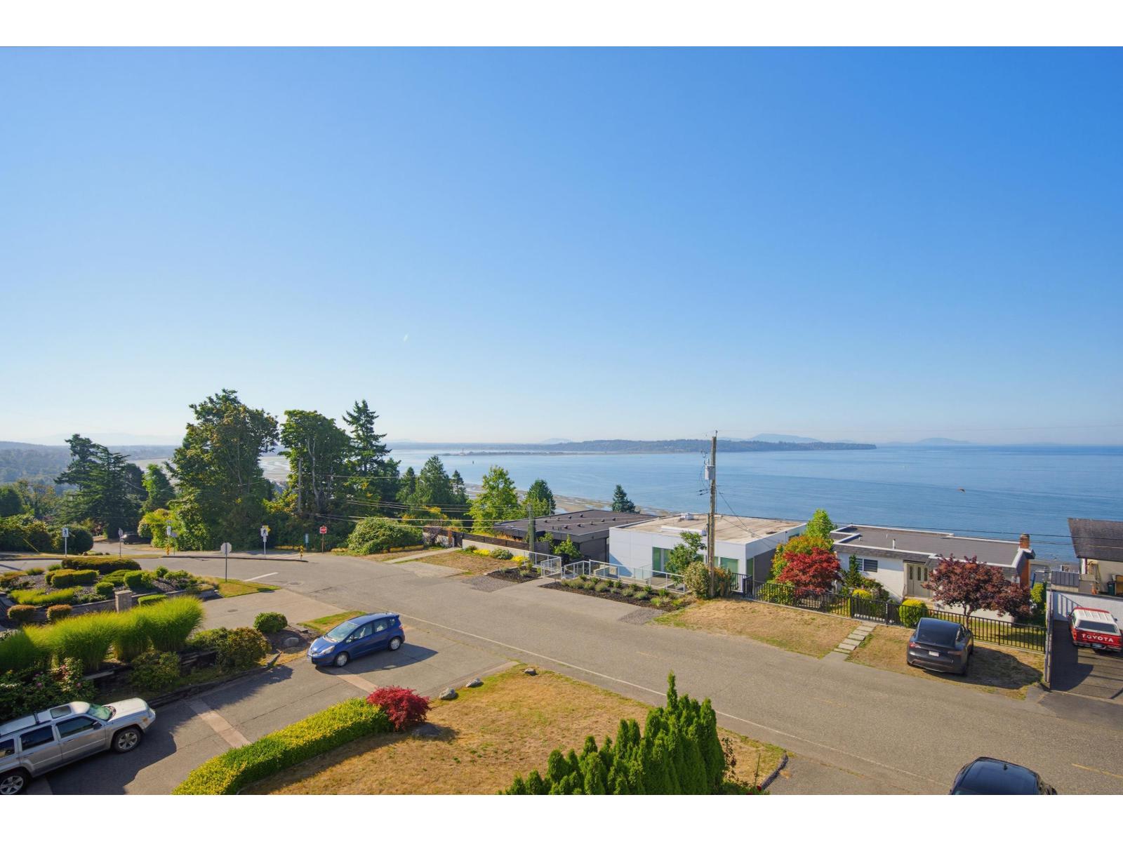 15441 Royal Avenue, White Rock, British Columbia  V4B 1N2 - Photo 25 - R3154285