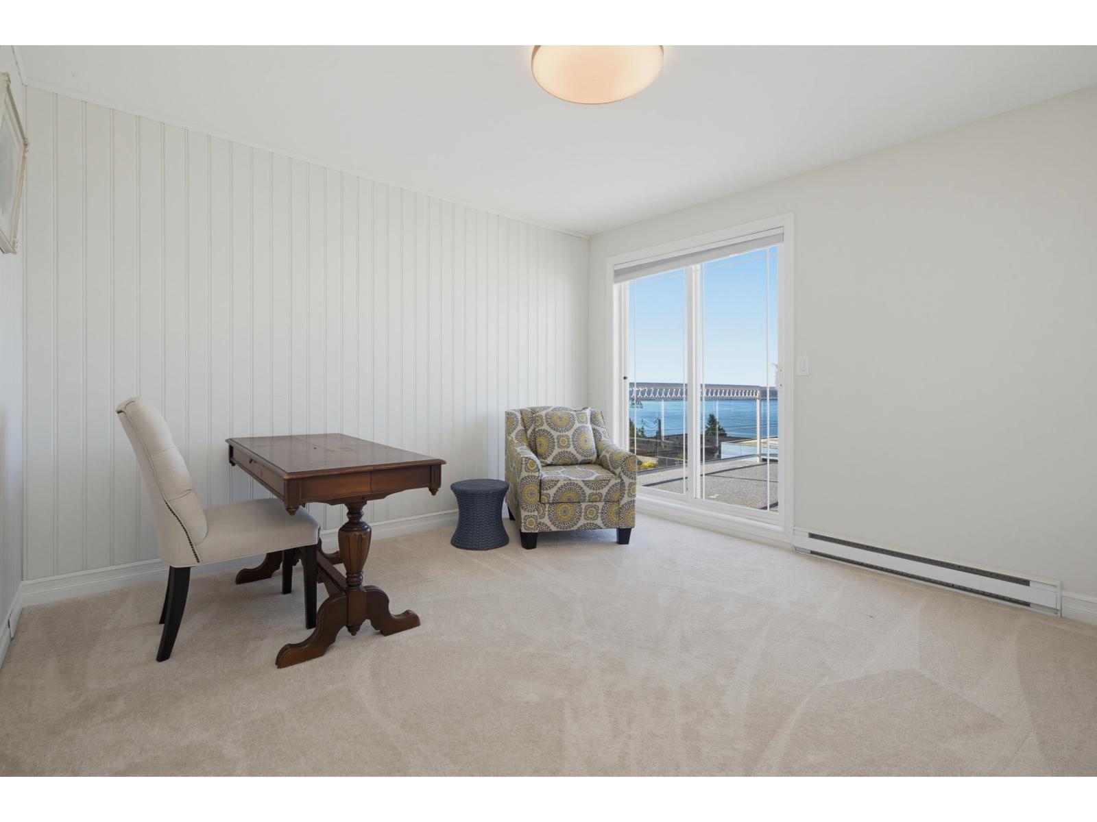 15441 Royal Avenue, White Rock, British Columbia  V4B 1N2 - Photo 26 - R3154285