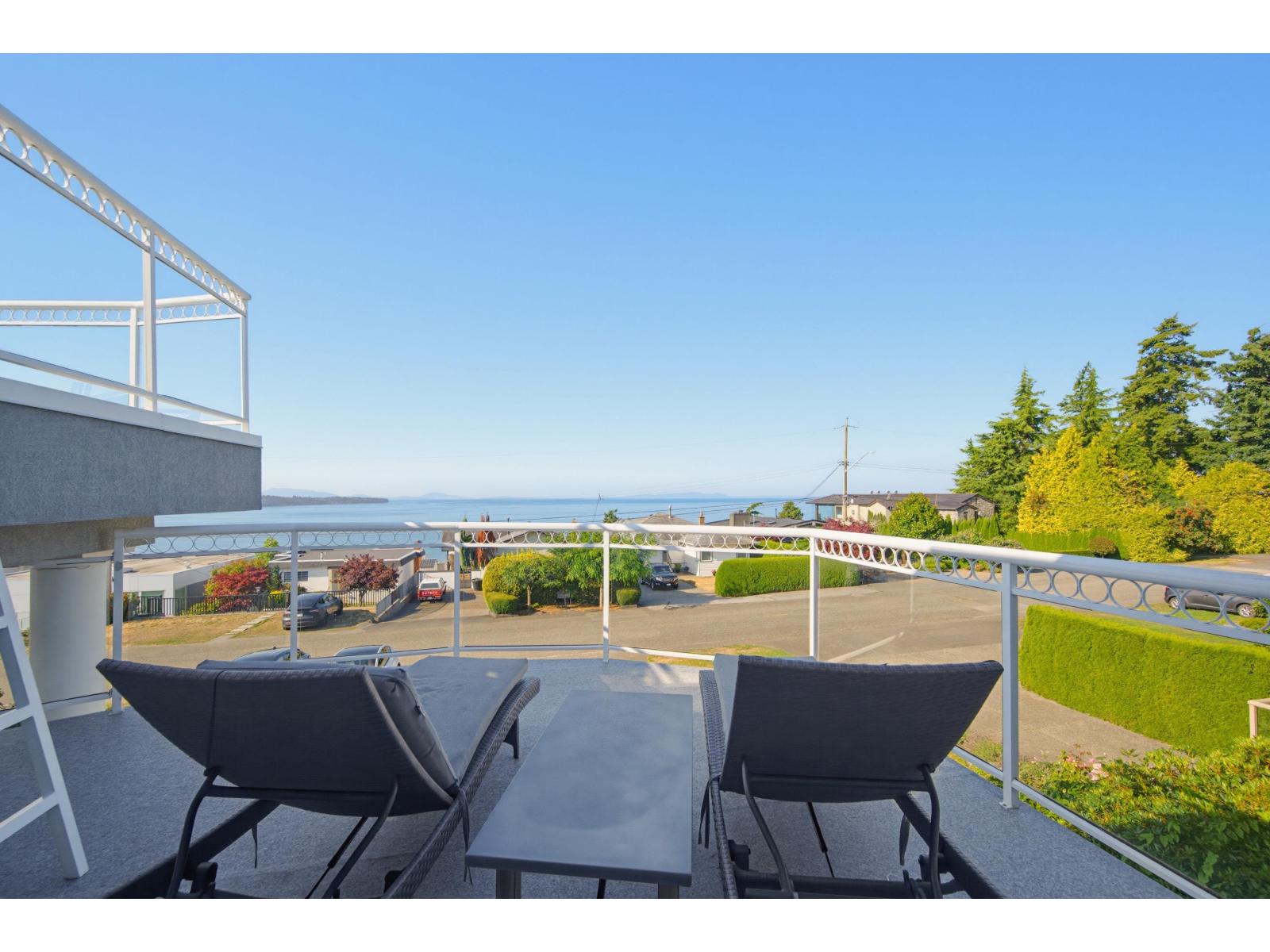 15441 Royal Avenue, White Rock, British Columbia  V4B 1N2 - Photo 17 - R3154285