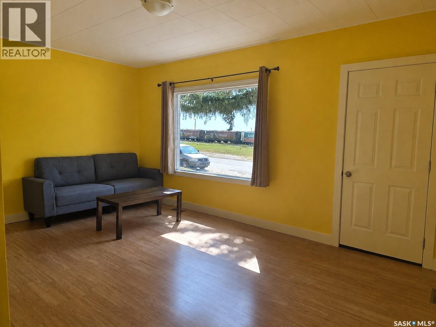 107 Railway Avenue, Beechy, Saskatchewan  S0L 0C0 - Photo 2 - SK046476