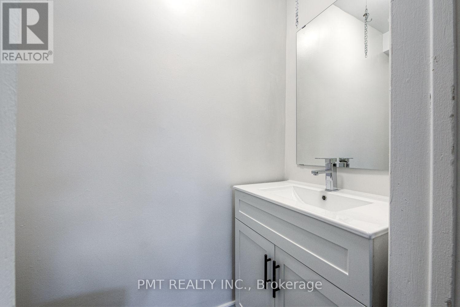 2 - 1774 Danforth Avenue, Toronto, Ontario  M4C 1H8 - Photo 14 - E13710616