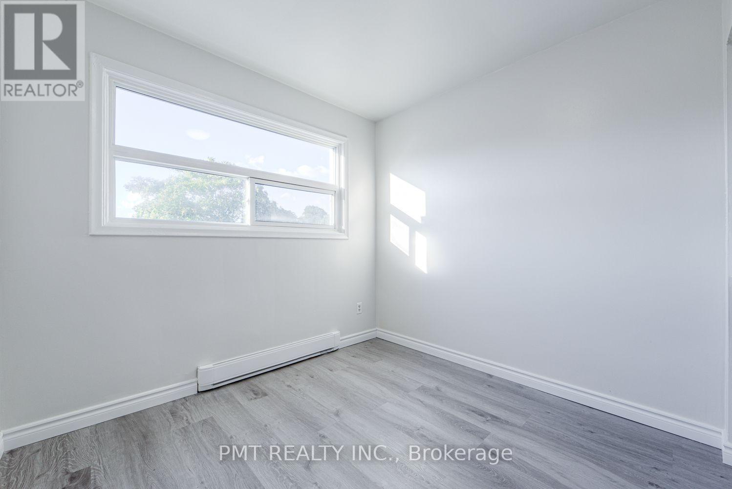 2 - 1774 Danforth Avenue, Toronto, Ontario  M4C 1H8 - Photo 18 - E13710616