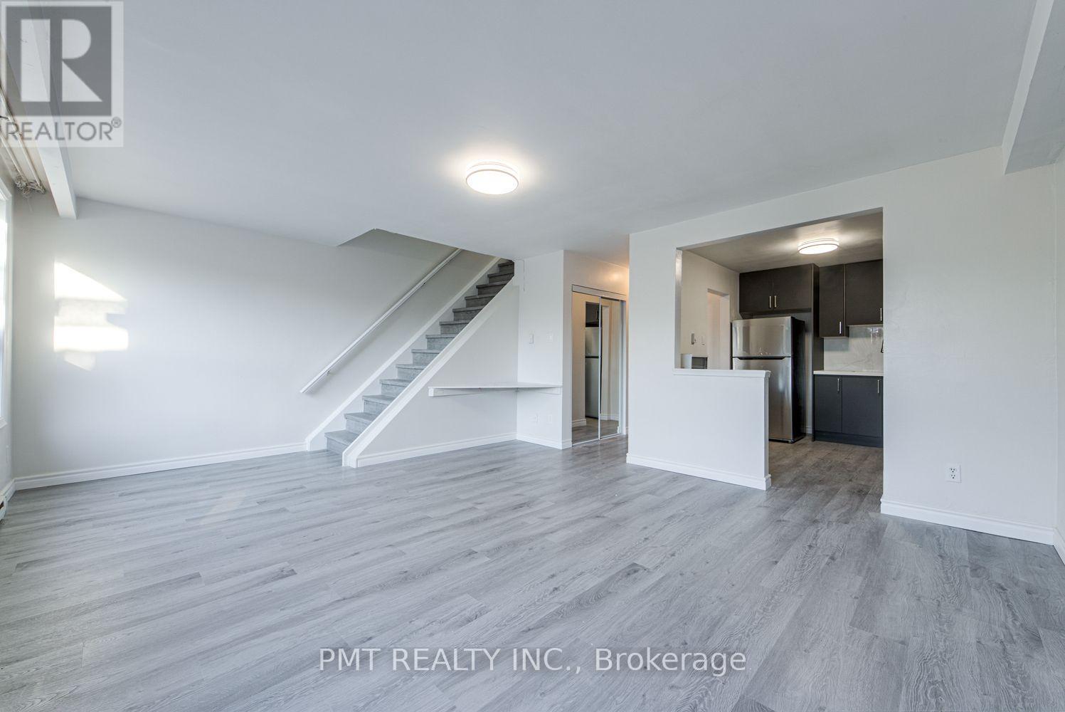 2 - 1774 Danforth Avenue, Toronto, Ontario  M4C 1H8 - Photo 7 - E13710616