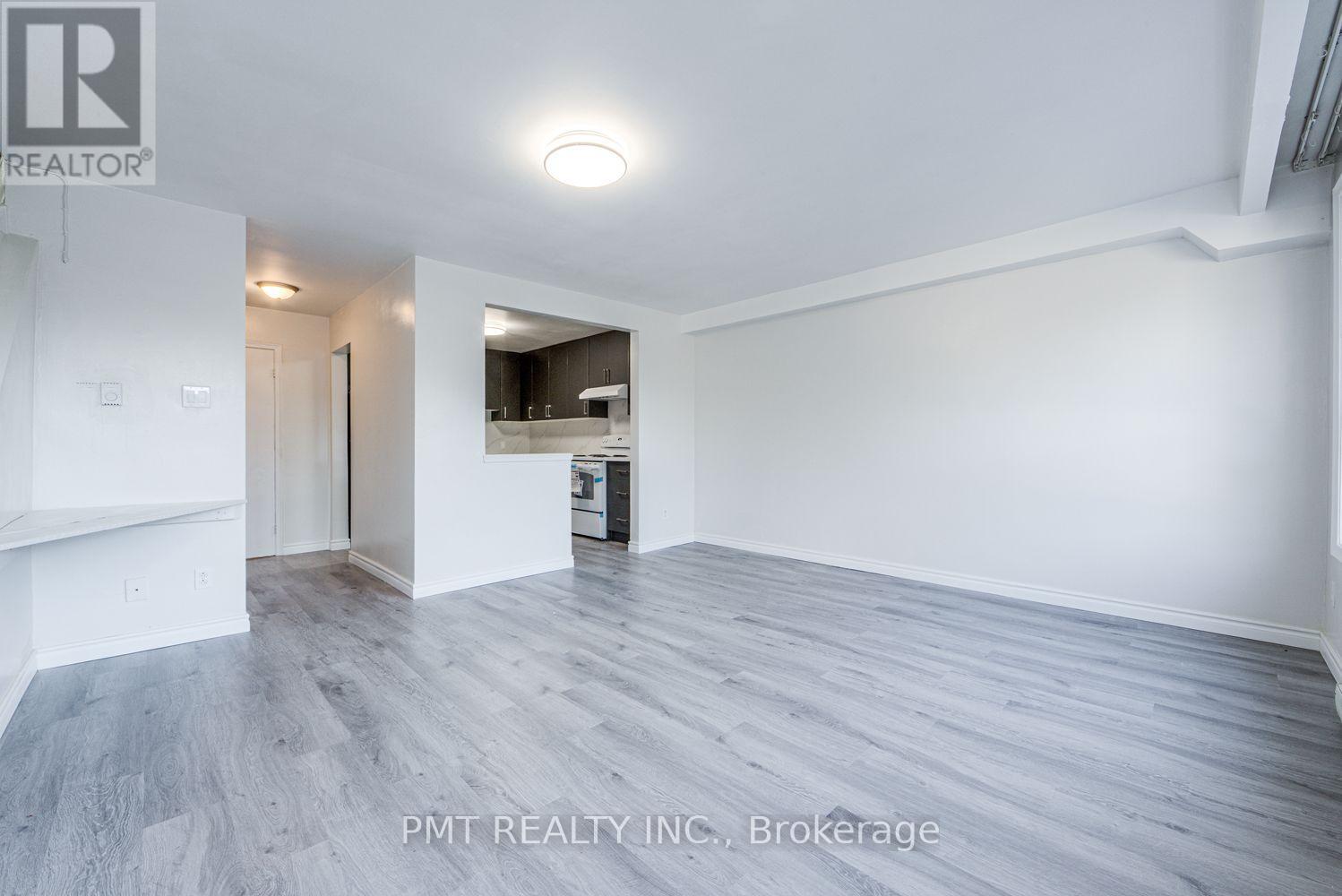 2 - 1774 Danforth Avenue, Toronto, Ontario  M4C 1H8 - Photo 9 - E13710616