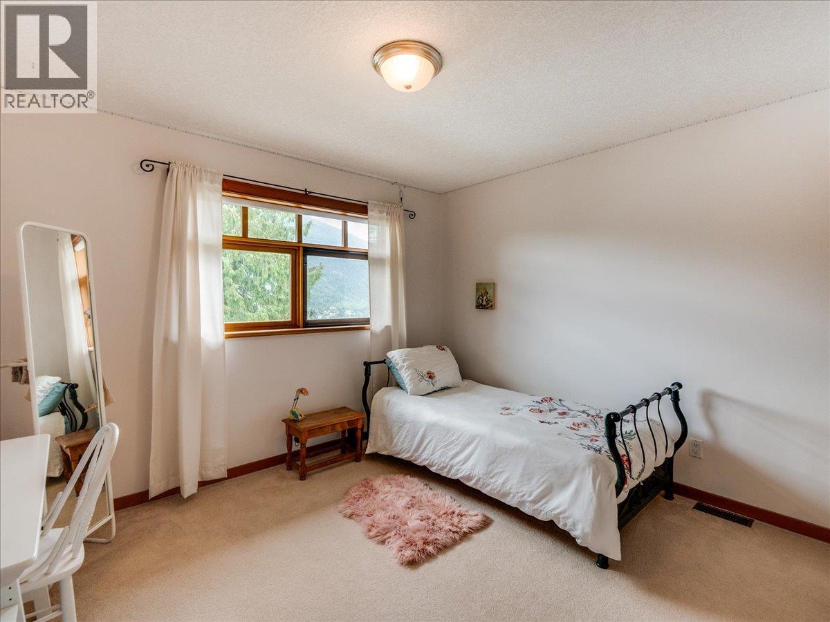 711 Regent Street, Nelson, British Columbia  V1L 5W5 - Photo 49 - 10390685
