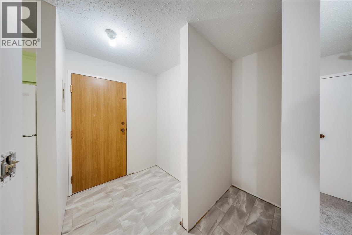 1800 Kirkup Avenue Unit# 111, Rossland, British Columbia  V0G 1Y0 - Photo 3 - 10392509