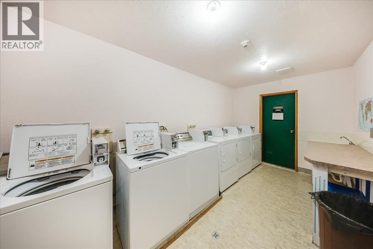 1800 Kirkup Avenue Unit# 203, Rossland, British Columbia  V0G 1Y0 - Photo 31 - 10392510