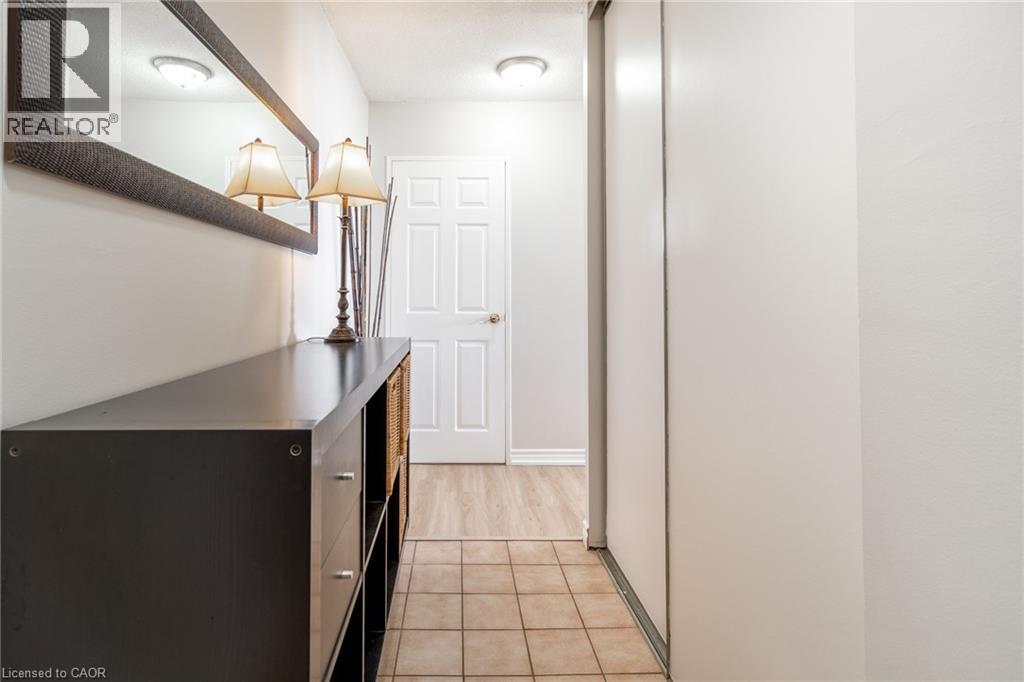 700 Dynes Road Unit# 811, Burlington, Ontario  L7N 3M2 - Photo 8 - 40857759