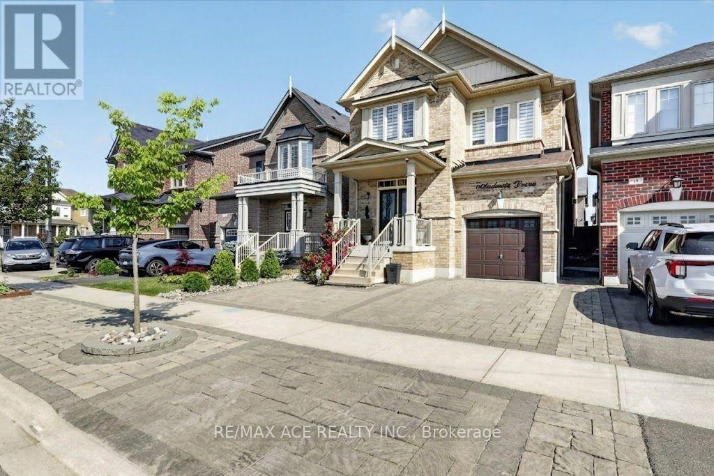 10 Andreeta Drive, Vaughan, Ontario  L4H 4H2 - Photo 2 - N13710664