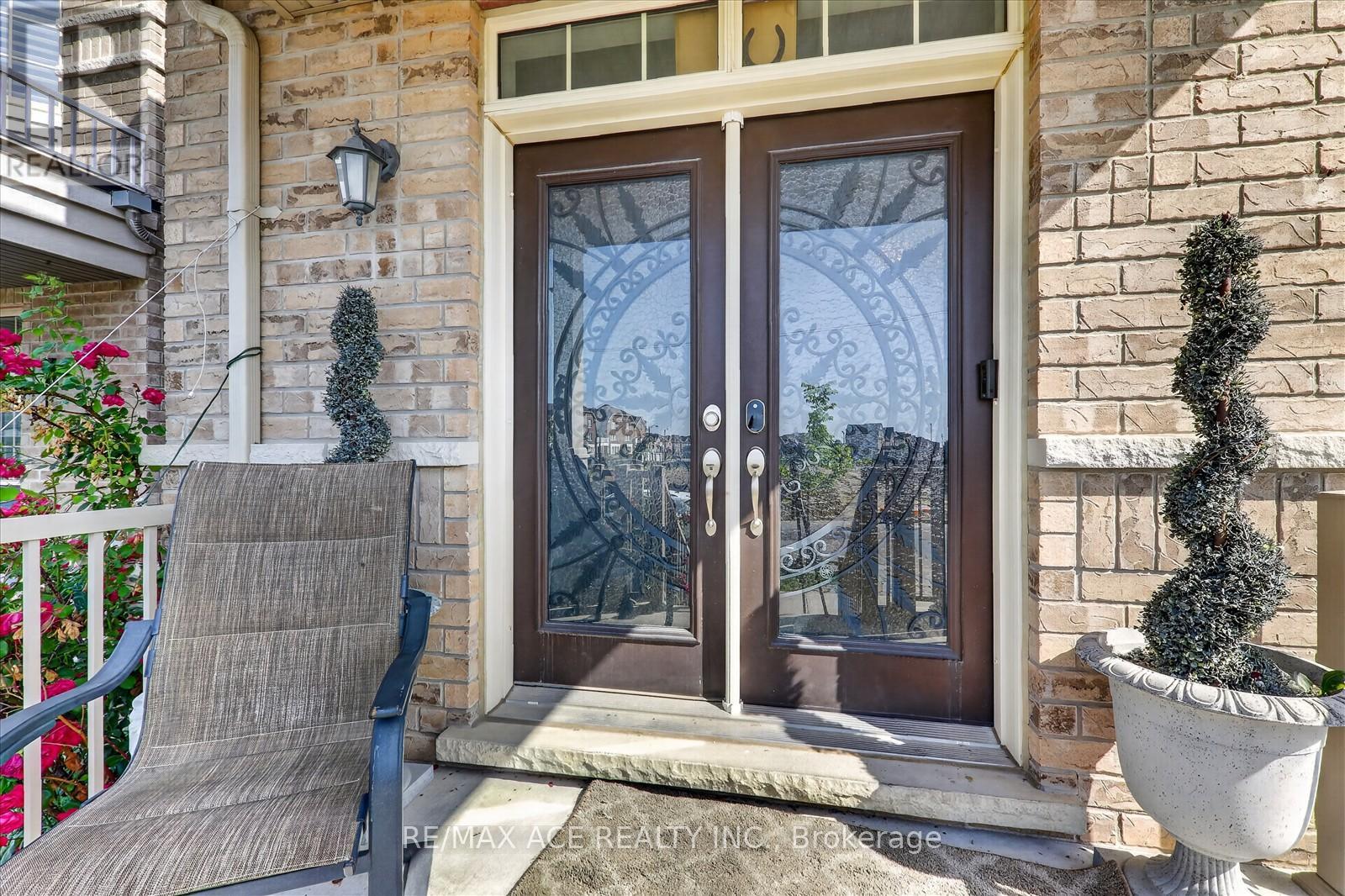10 Andreeta Drive, Vaughan, Ontario  L4H 4H2 - Photo 6 - N13710664