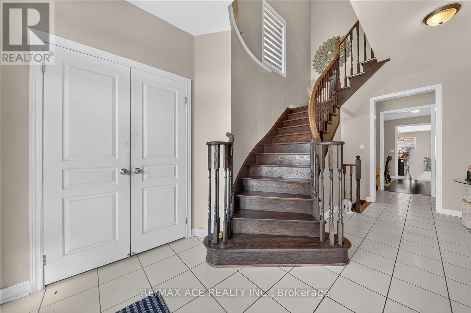 10 Andreeta Drive, Vaughan, Ontario  L4H 4H2 - Photo 8 - N13710664