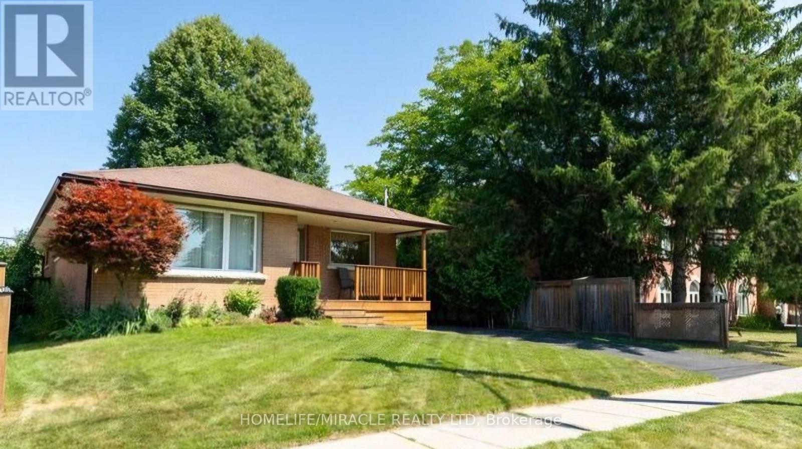 46 Orchard View Boulevard, Oshawa, Ontario  L1G 3N8 - Photo 15 - E13710126