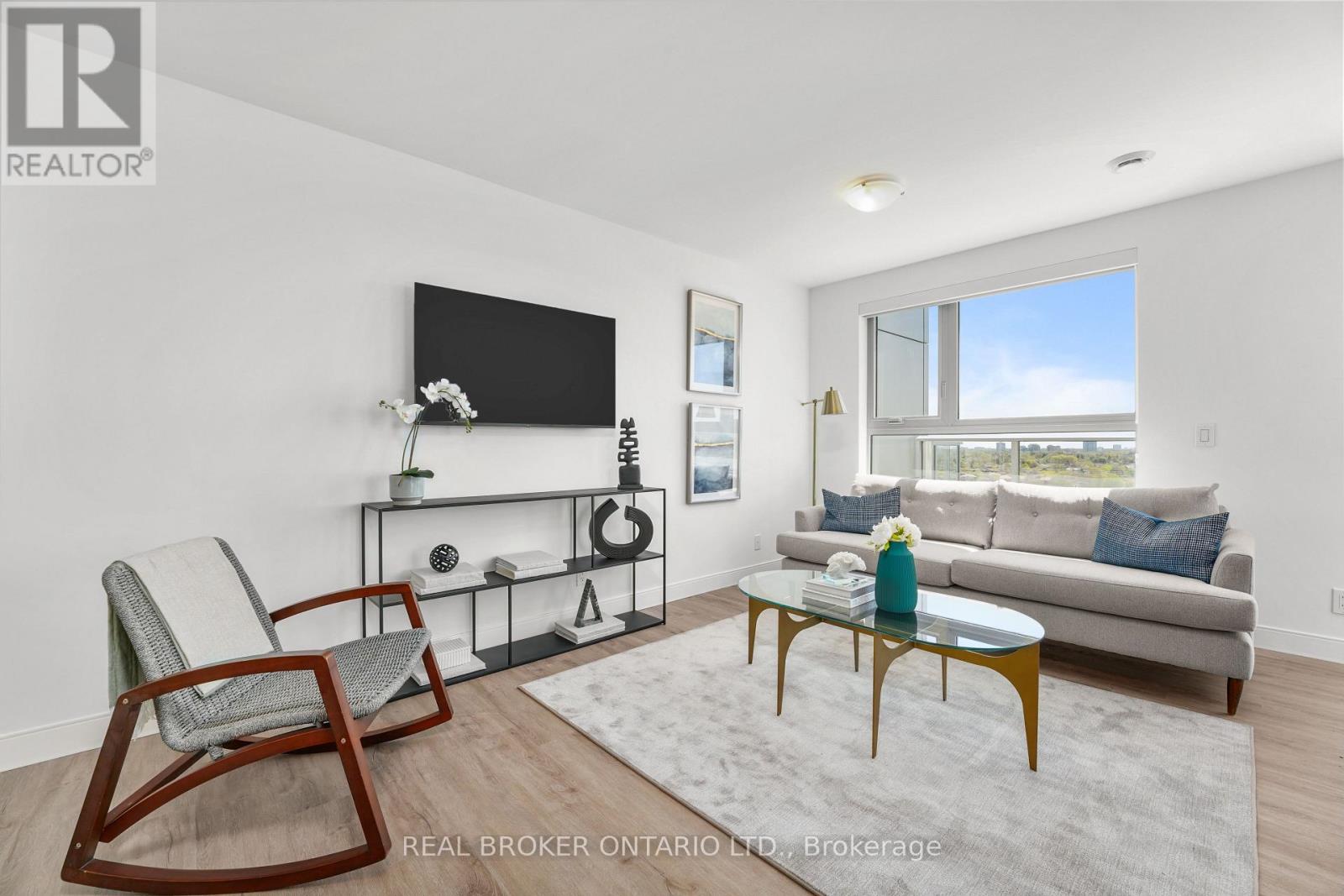 311 - 100 Manett Crescent, Brampton (Brampton West), Ontario  L6X 5R8 - Photo 2 - W13710652