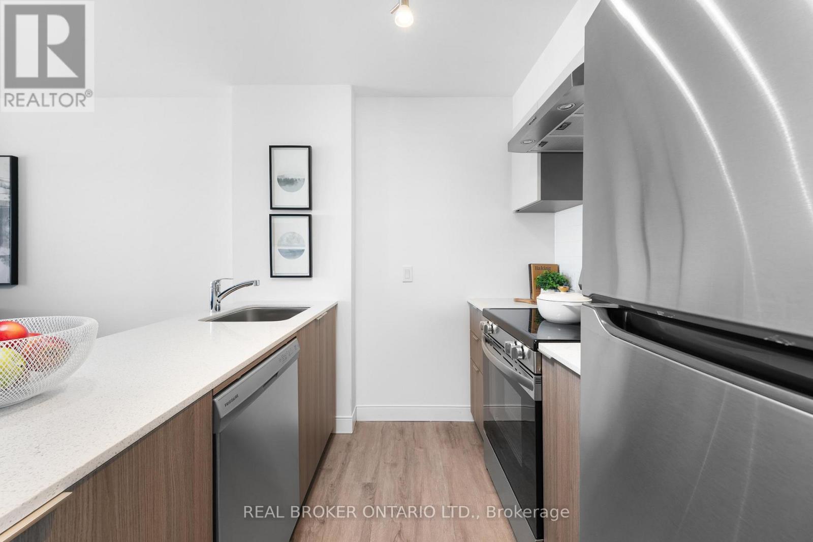 801 - 100 Manett Crescent, Brampton (Brampton West), Ontario  L6X 5R8 - Photo 13 - W13710658