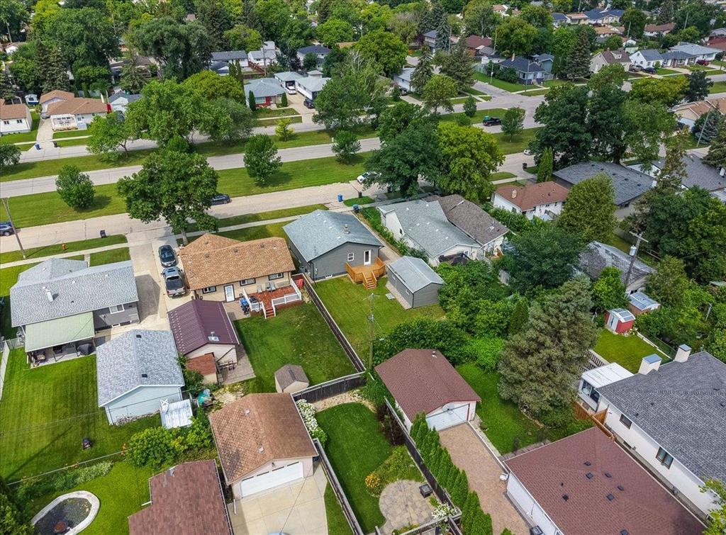 471 Summerlands Boulevard, Winnipeg, Manitoba  R3K 1B2 - Photo 25 - 202618488