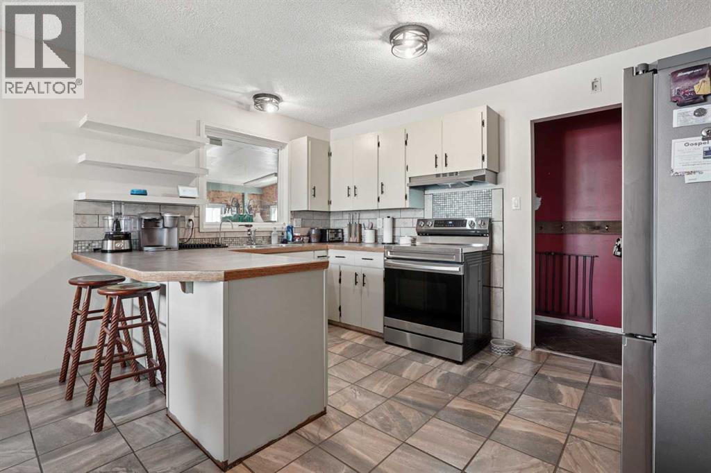 2610 11 Avenue N, Lethbridge, Alberta  T1H 1N4 - Photo 8 - A2332642