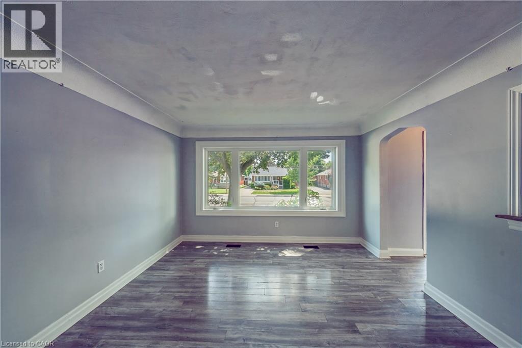 244 Upper Paradise Road Unit# Upper, Hamilton, Ontario  L9C 5C2 - Photo 4 - 40856685