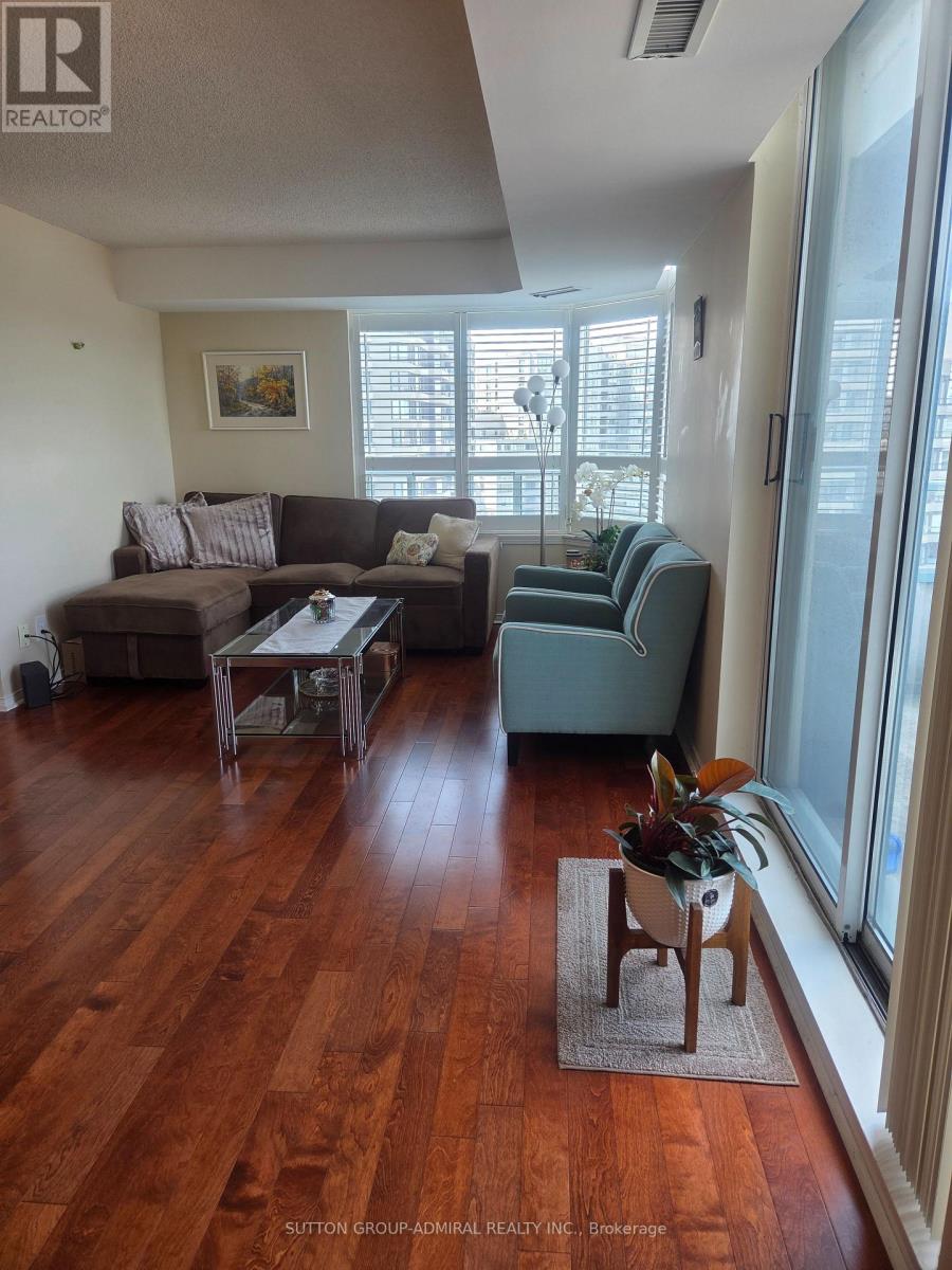 Ph210 - 1 Emerald Lane, Vaughan, Ontario  L4J 8N2 - Photo 3 - N13710514