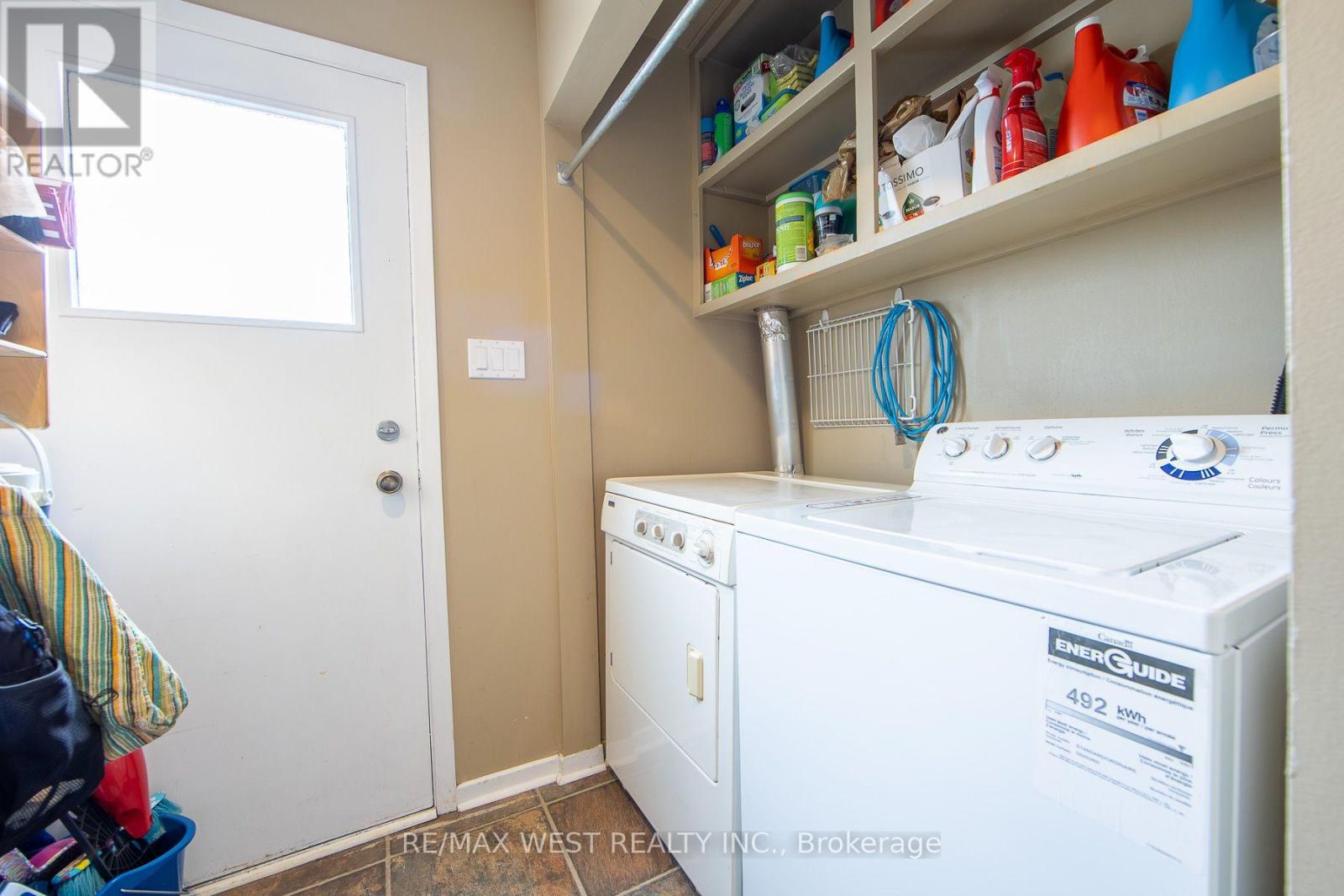 20 Sanderson Crescent, Richmond Hill (North Richvale), Ontario  L4C 5L4 - Photo 14 - N13705946